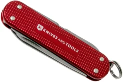 Victorinox Classic Alox Red 0.6221-20R4.KTE1 Knivesandtools Edition, Navaja Suiza -Cuchillería Aventura VT0 6221 20R4 KTE1 05 victorinox scaled