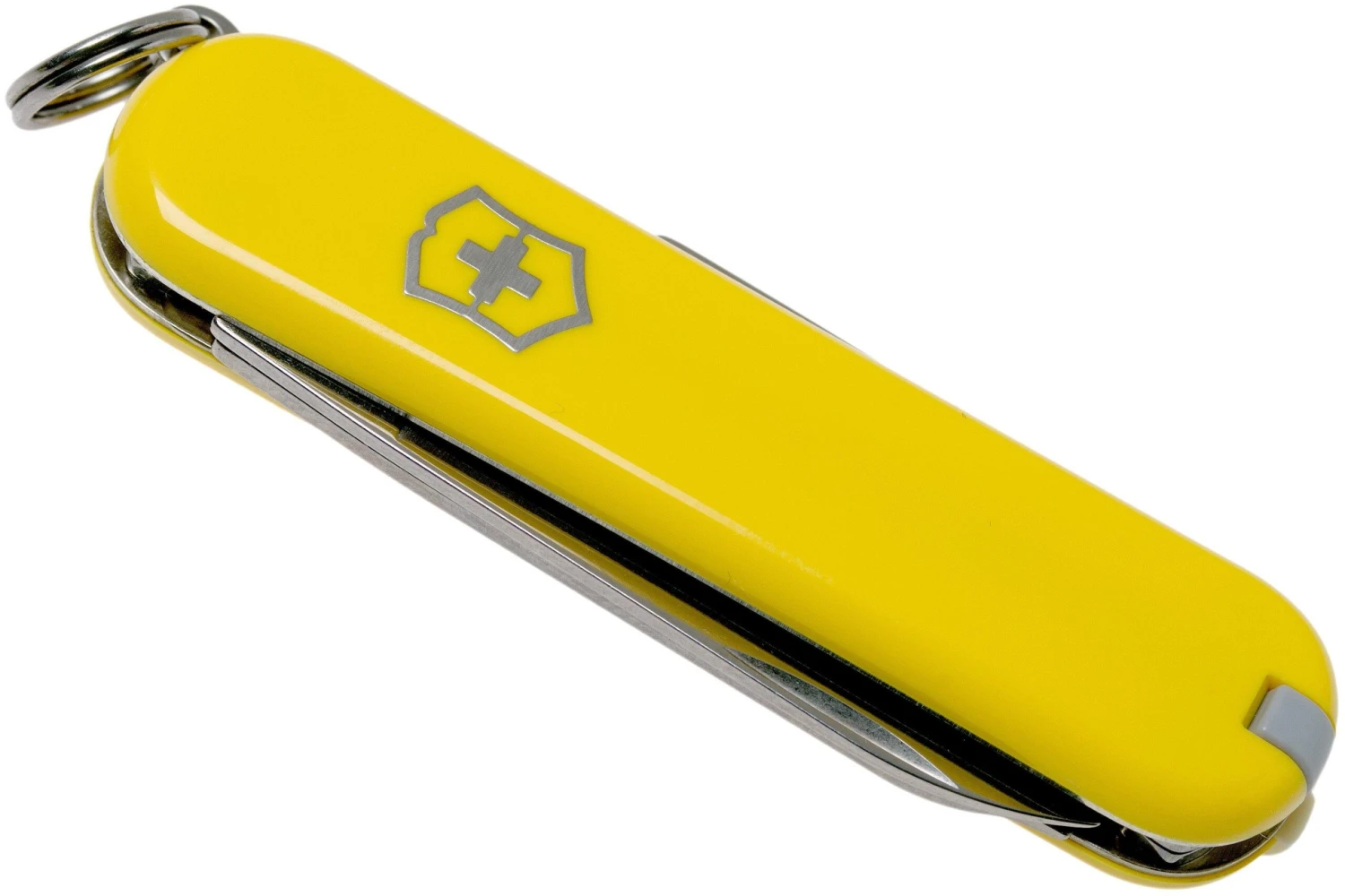 Victorinox Classic SD Amarillo 0.6223.8 Navaja Suiza 4 Victorinox Classic SD Amarillo 0.6223.8 Navaja Suiza - Imagen 4